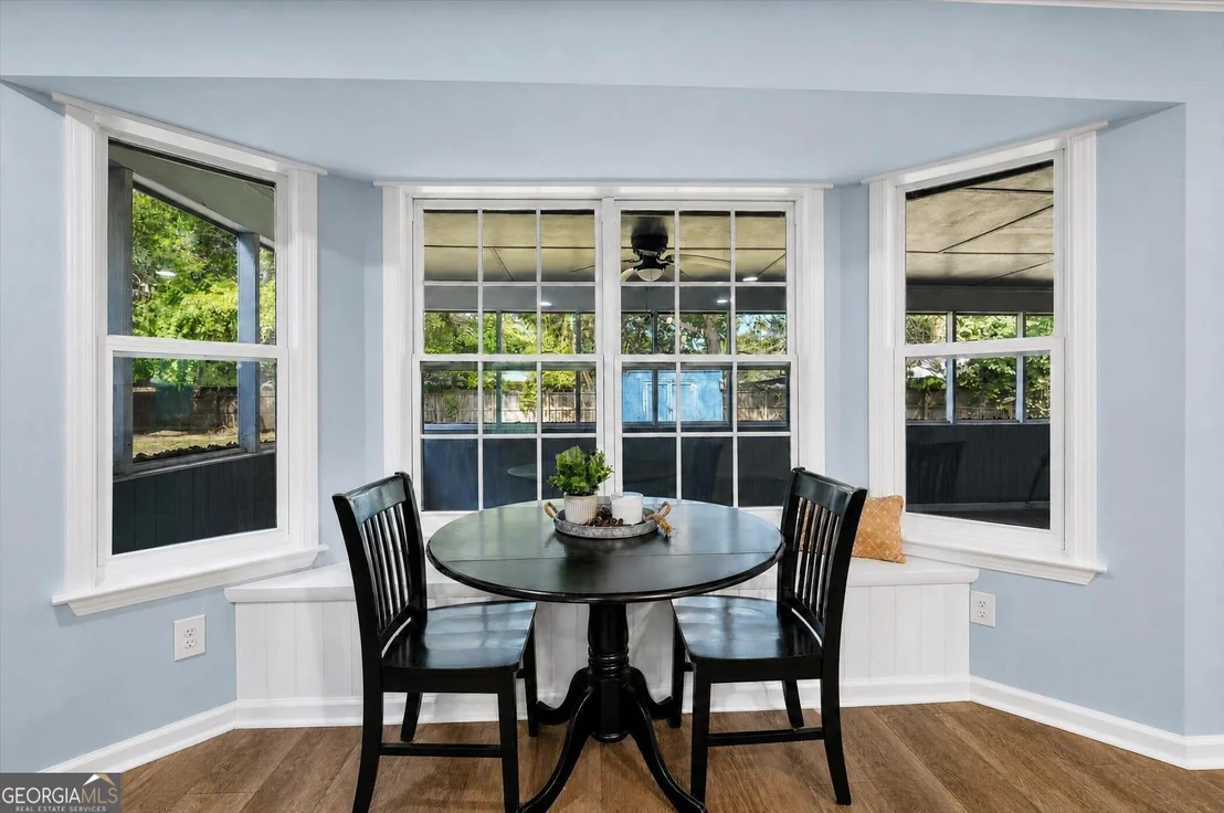 Photo of 214 Jefferson Circle SE