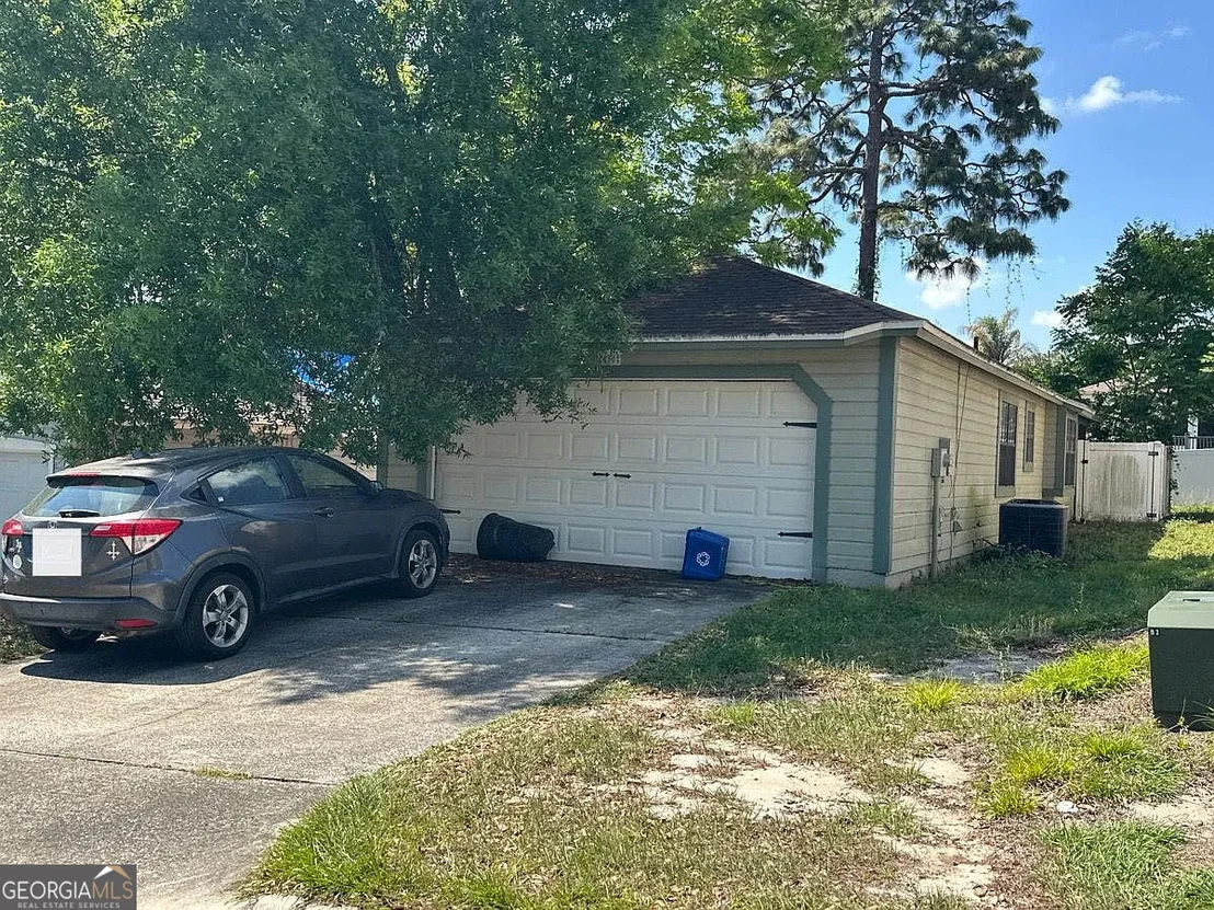 Photo of 558 Portland Circle