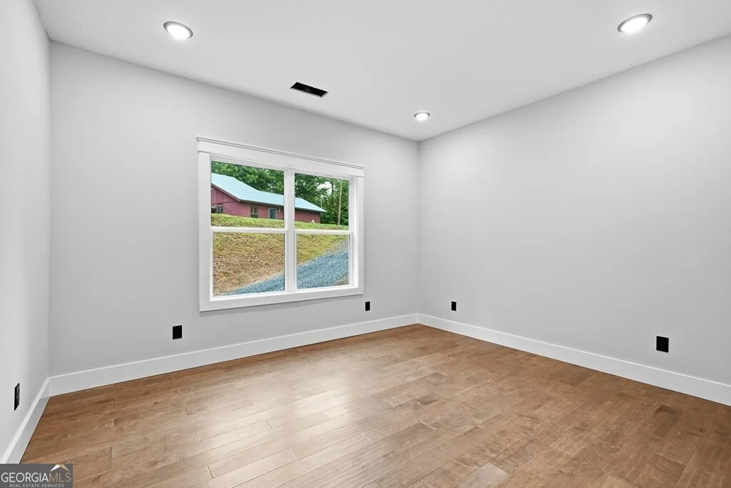 Photo of 313 Jeff Drive