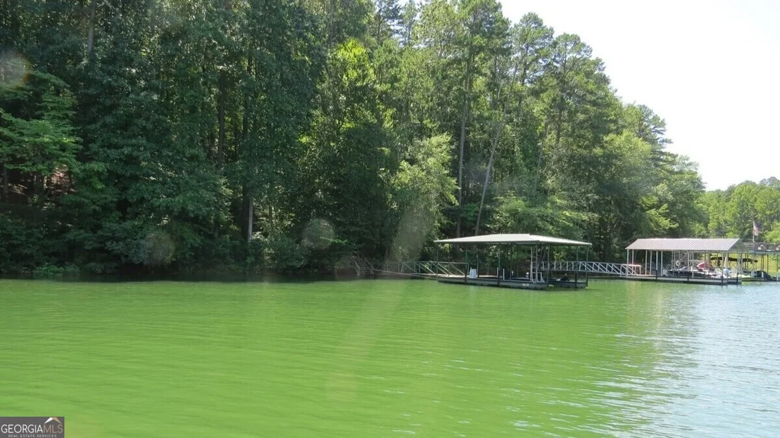 Photo of 237 Waters Edge Court