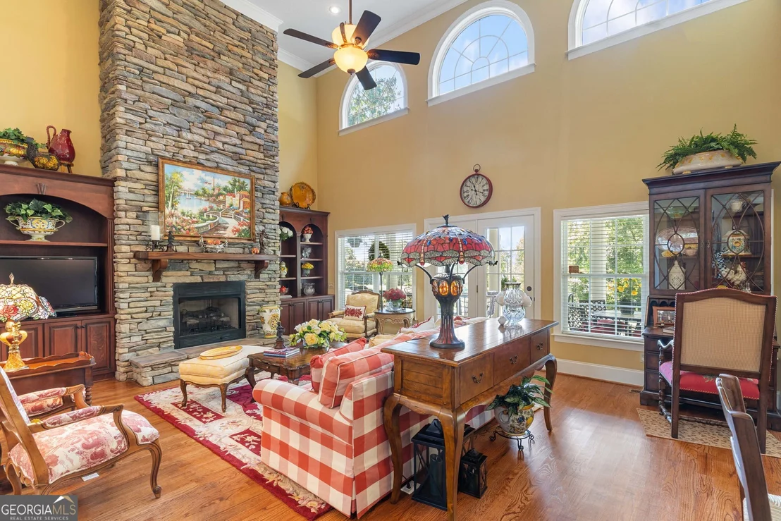 Photo of 1003 Mohawk Drive