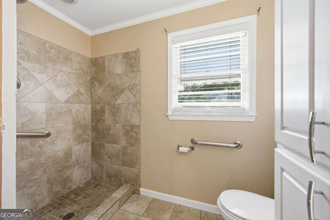 Photo of 1141 Stewart Road