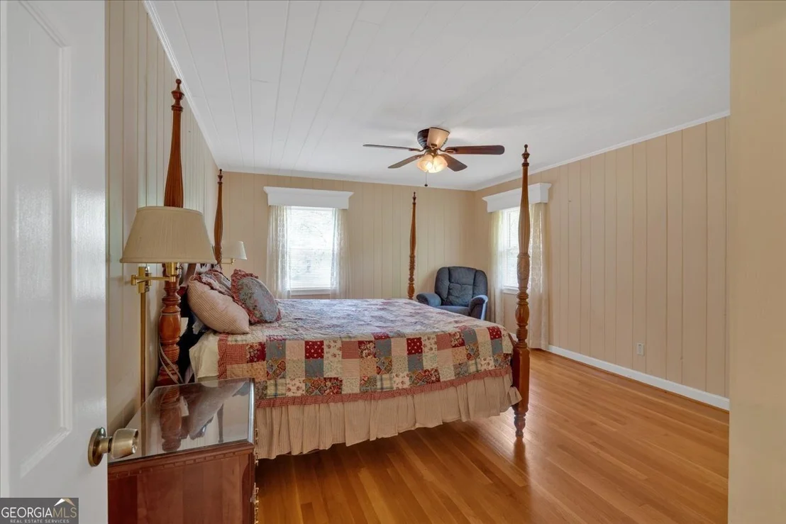 Photo of 107 Lakeview Drive