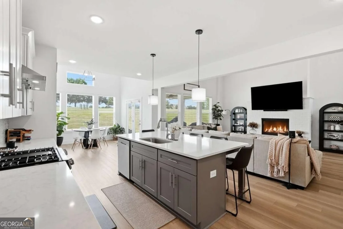Photo of 2049 Chestnut Oak Trail