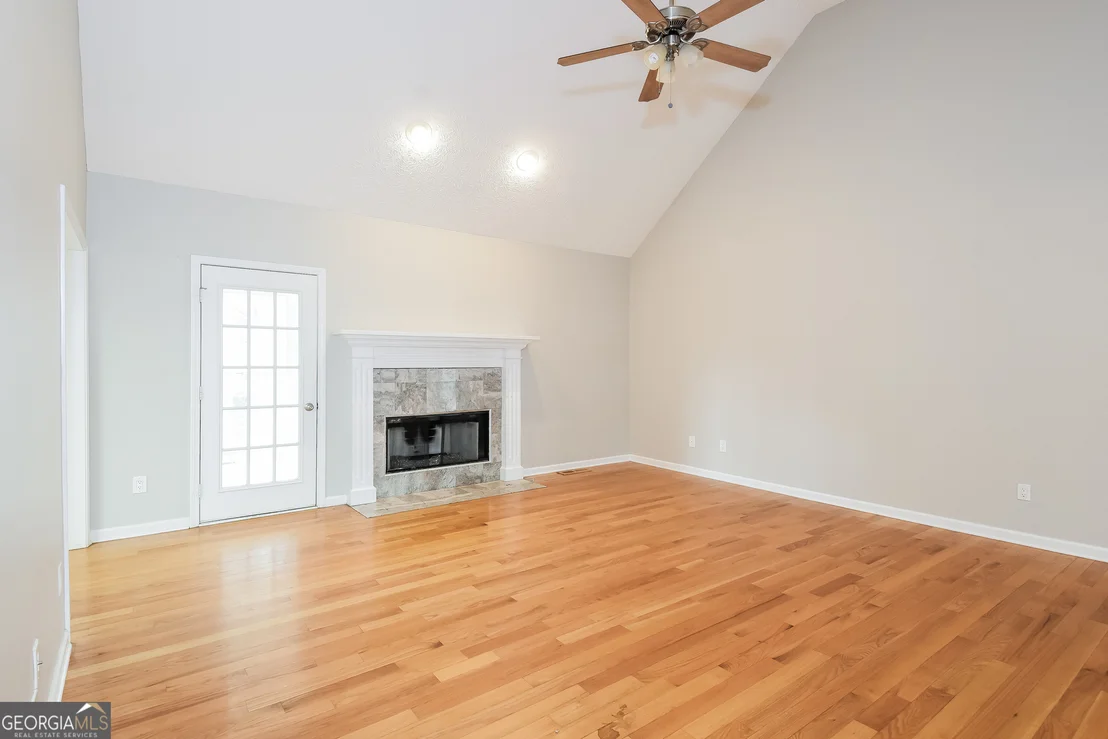 Photo of 115 Springfield Way