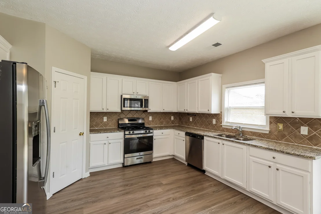 Photo of 8931 Crestview Circle