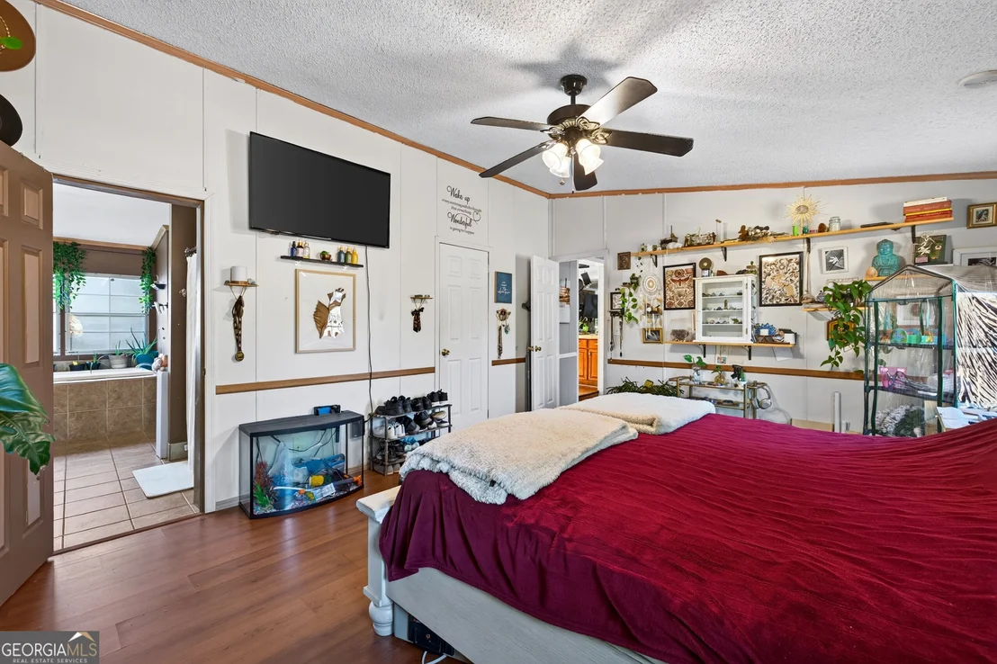Photo of 2150 Centennial Road