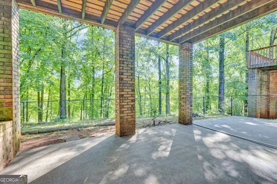Photo of 1770 River Bluff Road