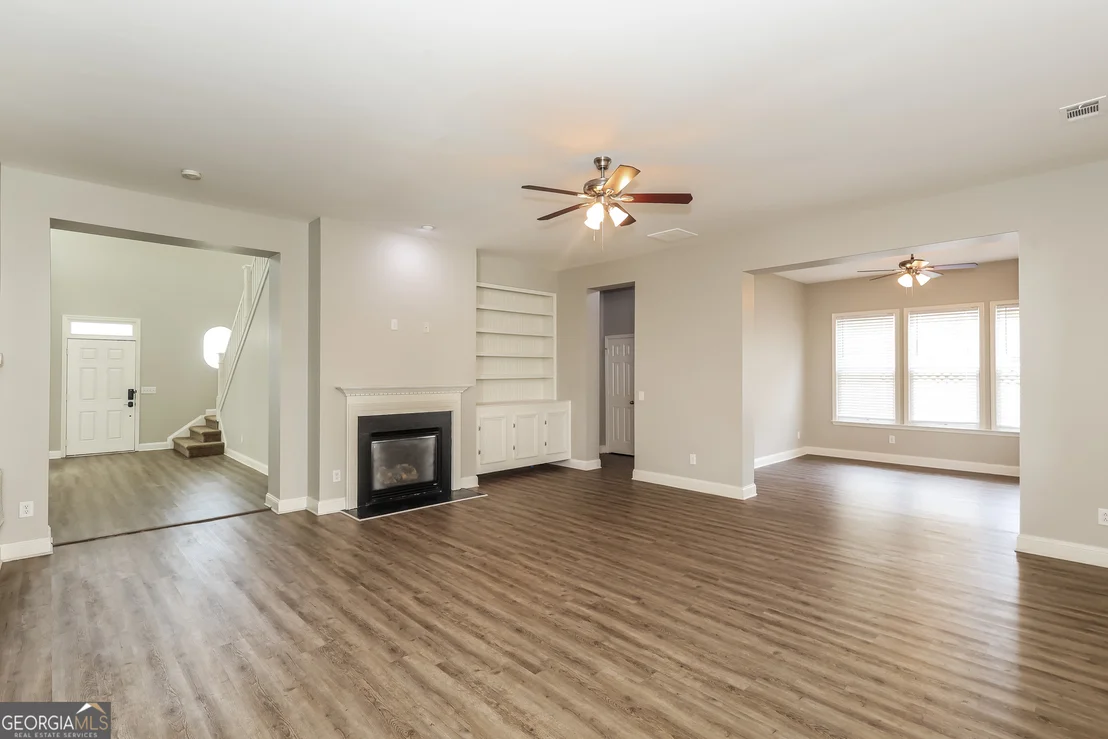 Photo of 7461 Mistydawn Drive
