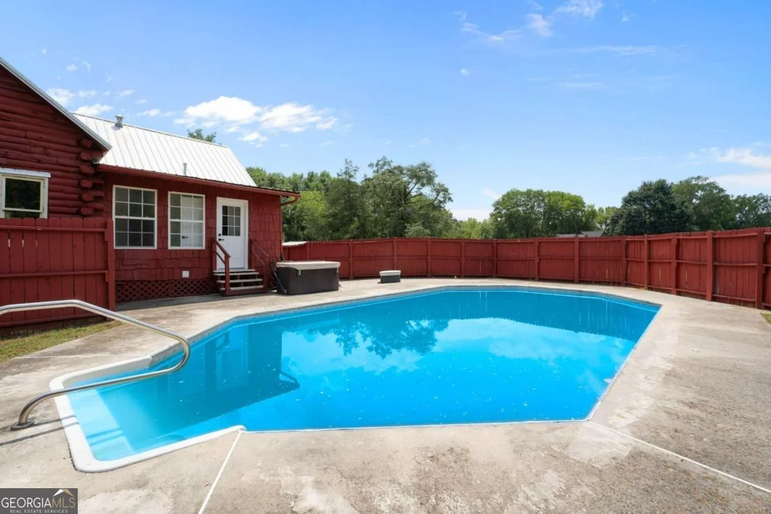 Photo of 2059 Cave Spring Road