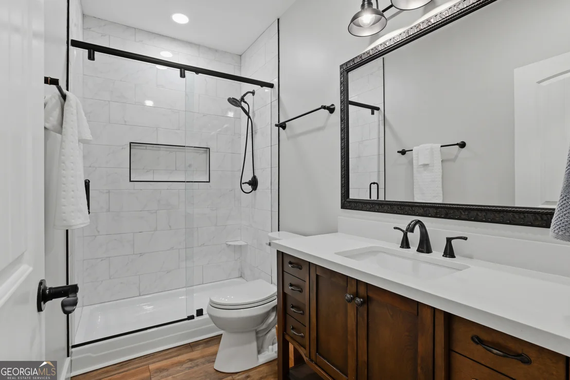 Photo of 6264 Riverview Parkway
