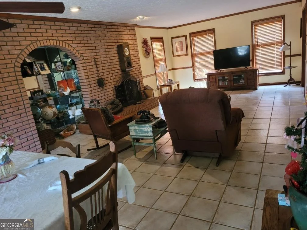 Photo of 431 Woodlawn Drive