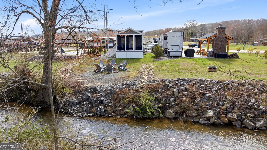 Photo of 102 Mountain Meadows Drive