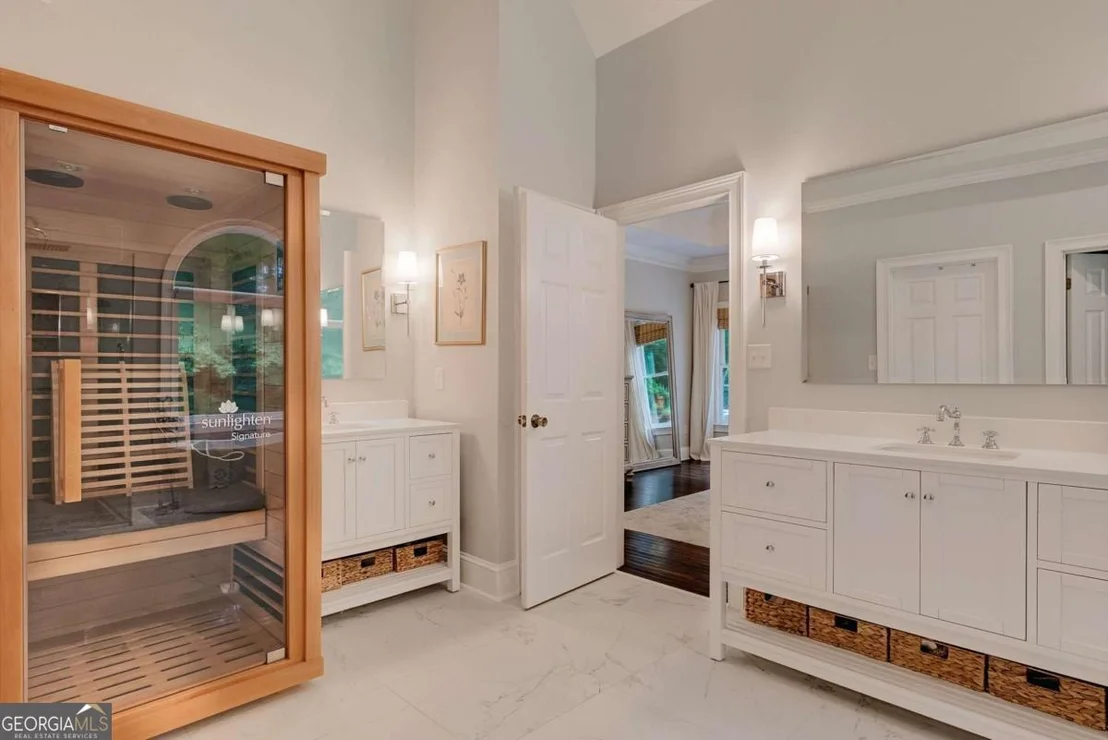 Photo of 152 Thornhill Drive