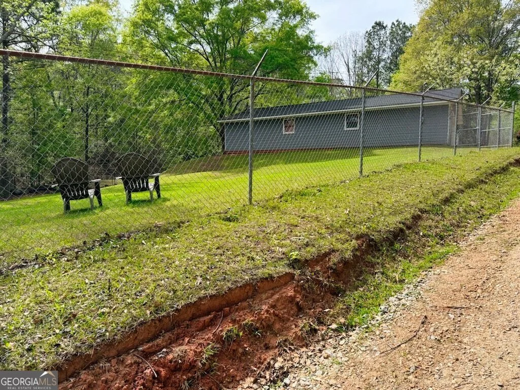 Photo of 1665 County Line Extension