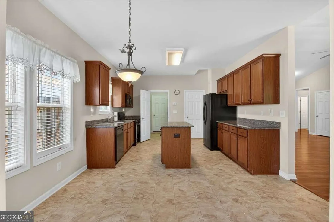 Photo of 2435 Centennial Hill Way NW