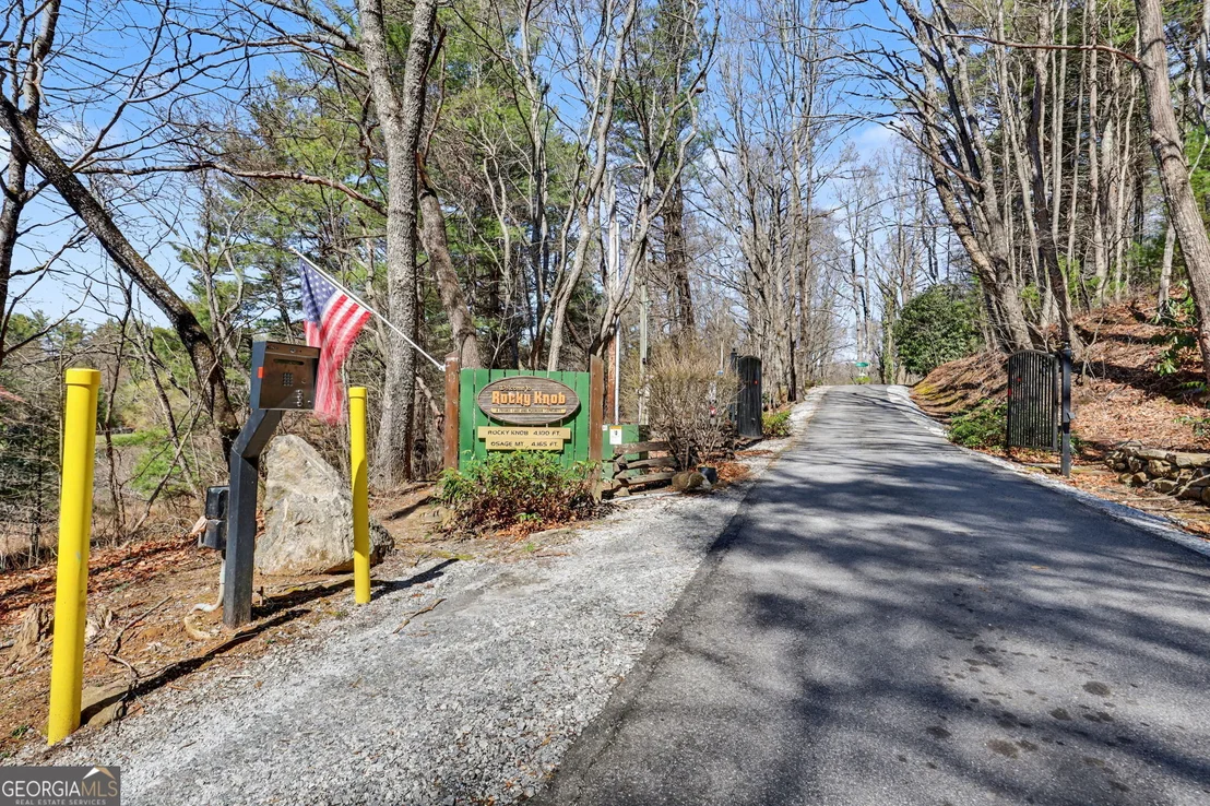 Photo of 437 Highpoint Drive