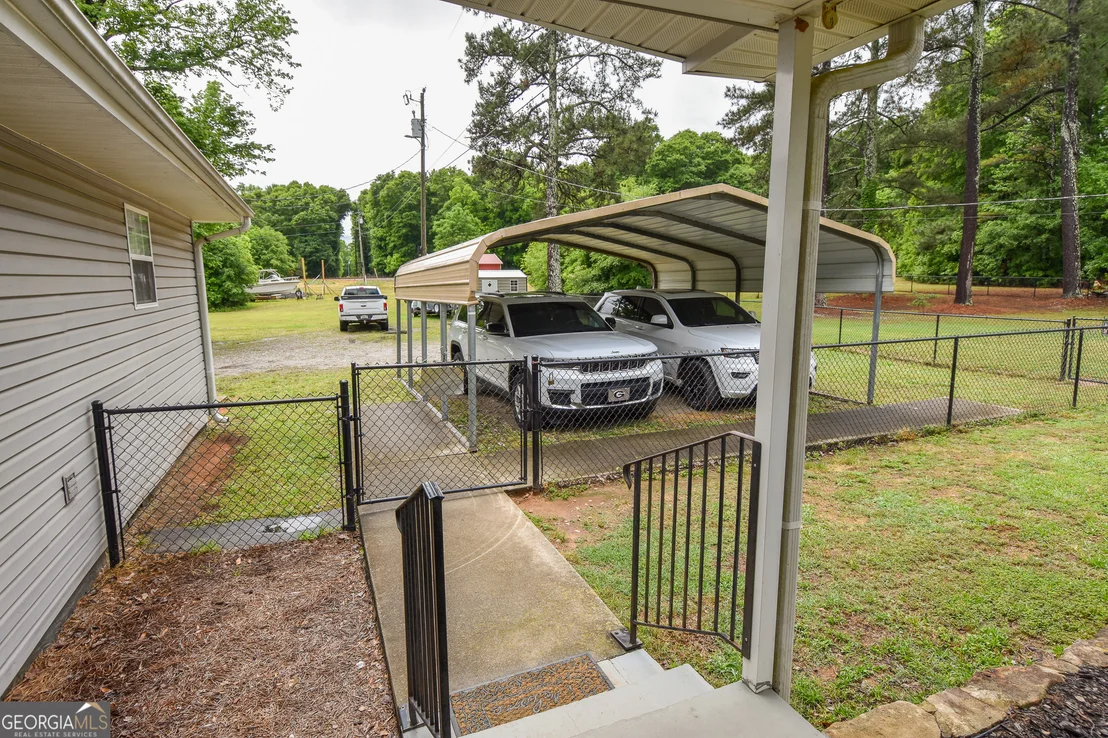 Photo of 1579 Van Buren Road