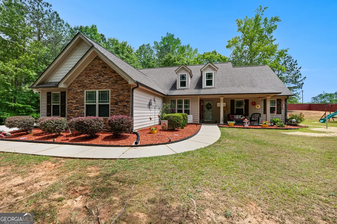 Photo of 32 Brooks Lake Drive