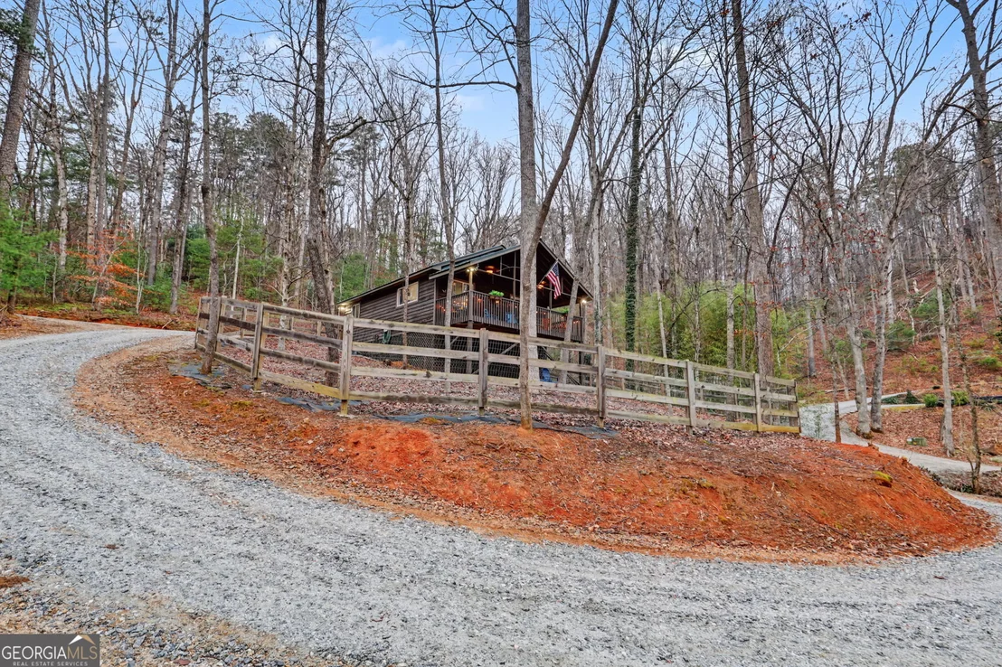 Photo of 84 Creekside Lane