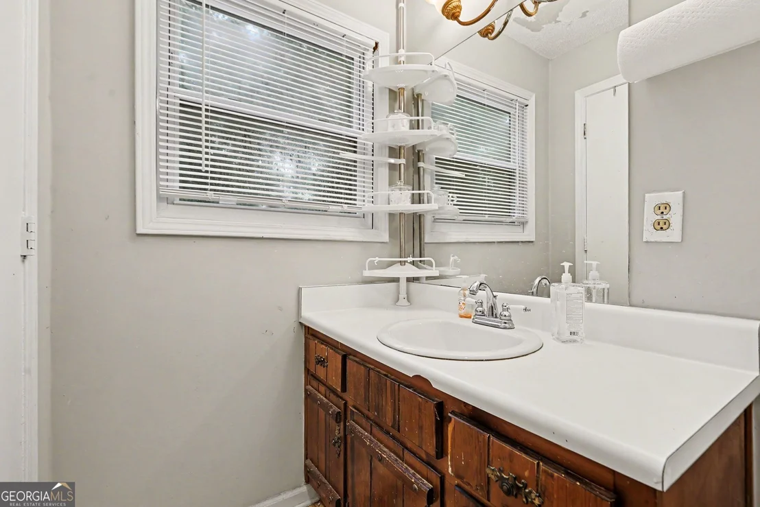 Photo of 5894 Sutton Drive