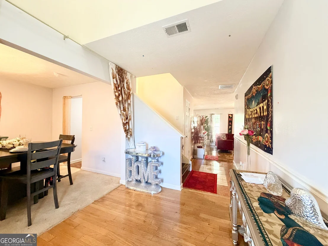 Photo of 7187 Walton Hill