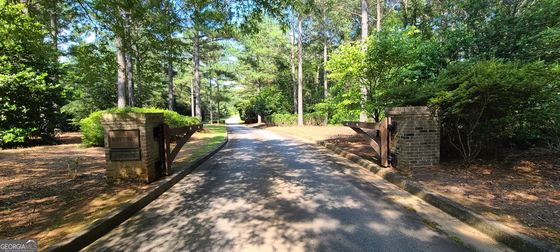 Photo of 261 Retreat Trail