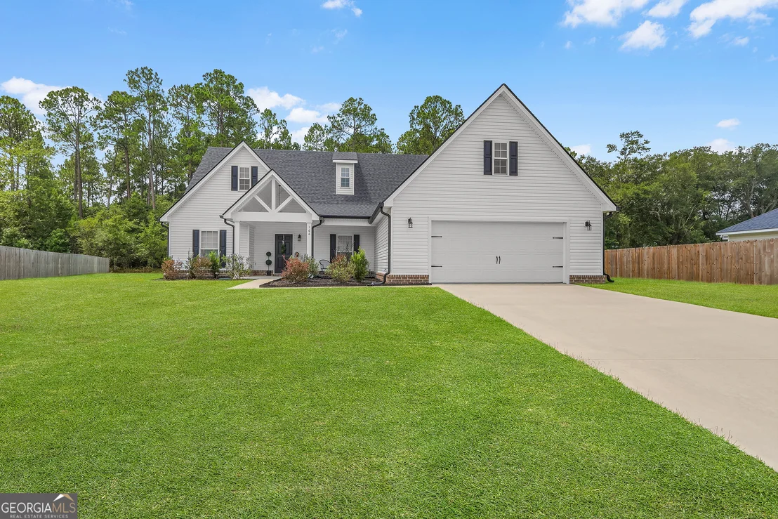 Photo of 166 SE Baker Field Lane