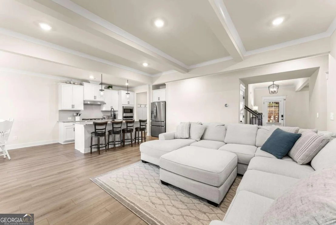 Photo of 5366 Windridge Parkway