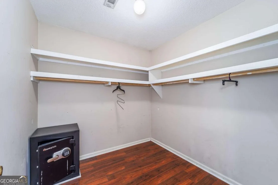 Photo of 301 Ridge Lane