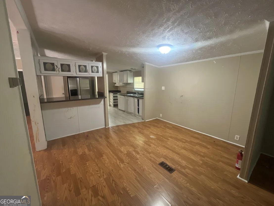 Photo of 627 Sanders Road