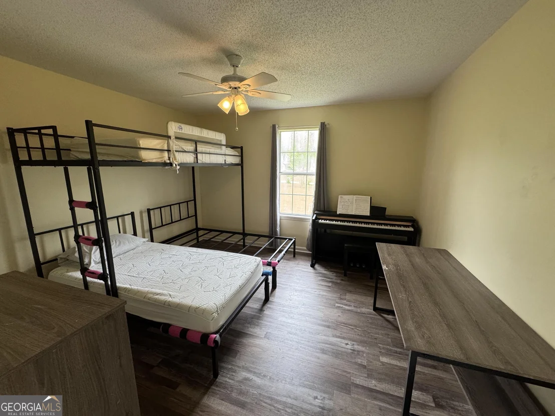 Photo of 355 Summerhill Road