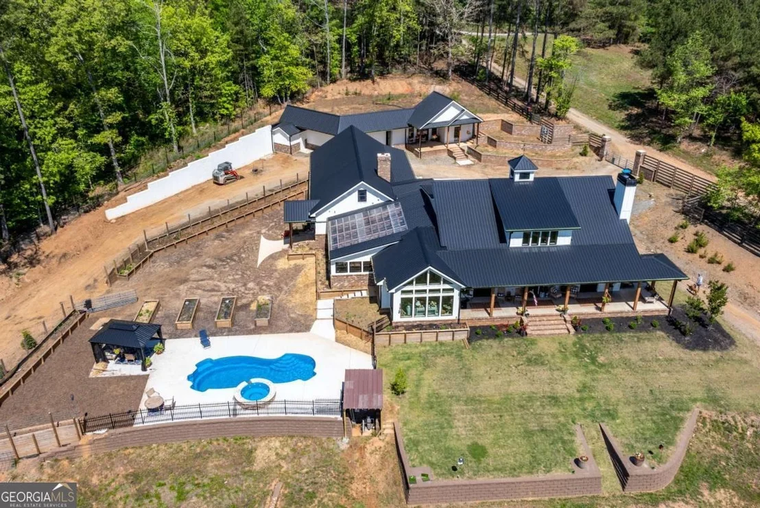 Photo of 228 Grey Squirrel Point