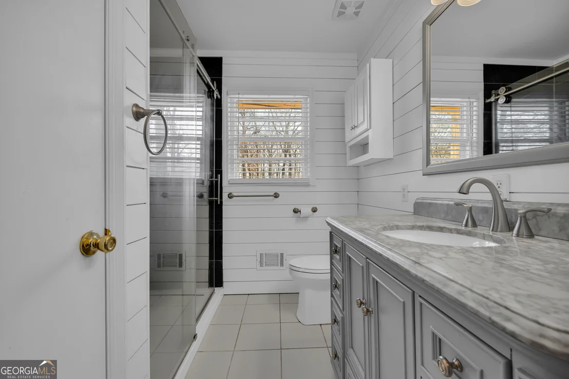 Photo of 93 Hickory Circle