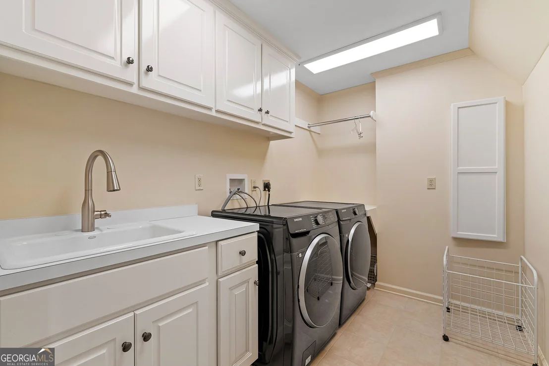 Photo of 630 Waterfall Drive