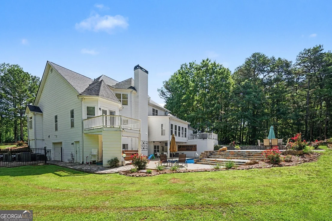 Photo of 385 Primrose Lane