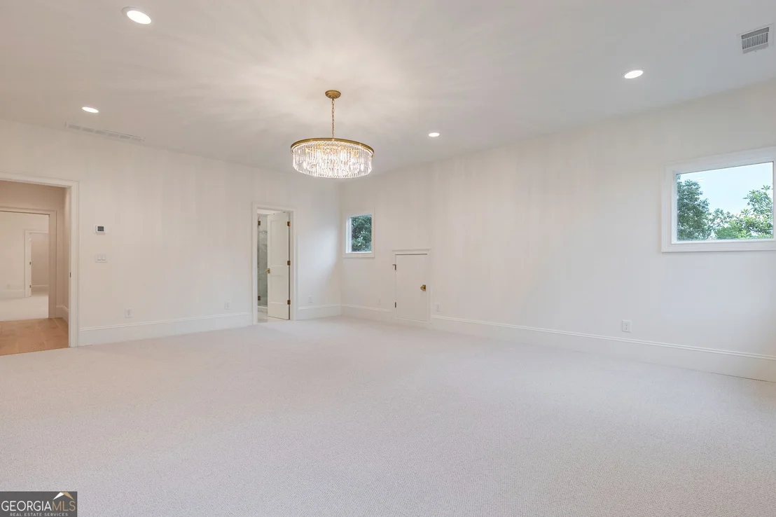 Photo of 1321A Garrett Road