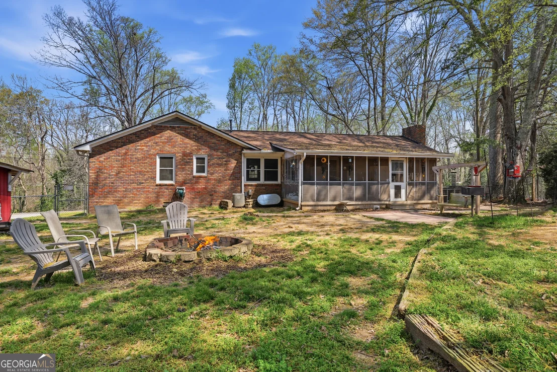 Photo of 326 Remsdale Road