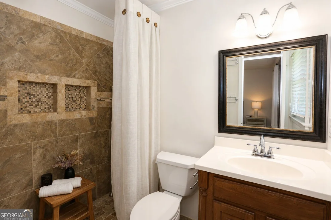 Photo of 224 Windsor Drive