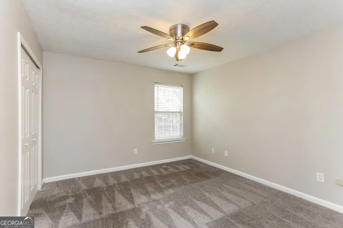 Photo of 372 Jasmine Drive