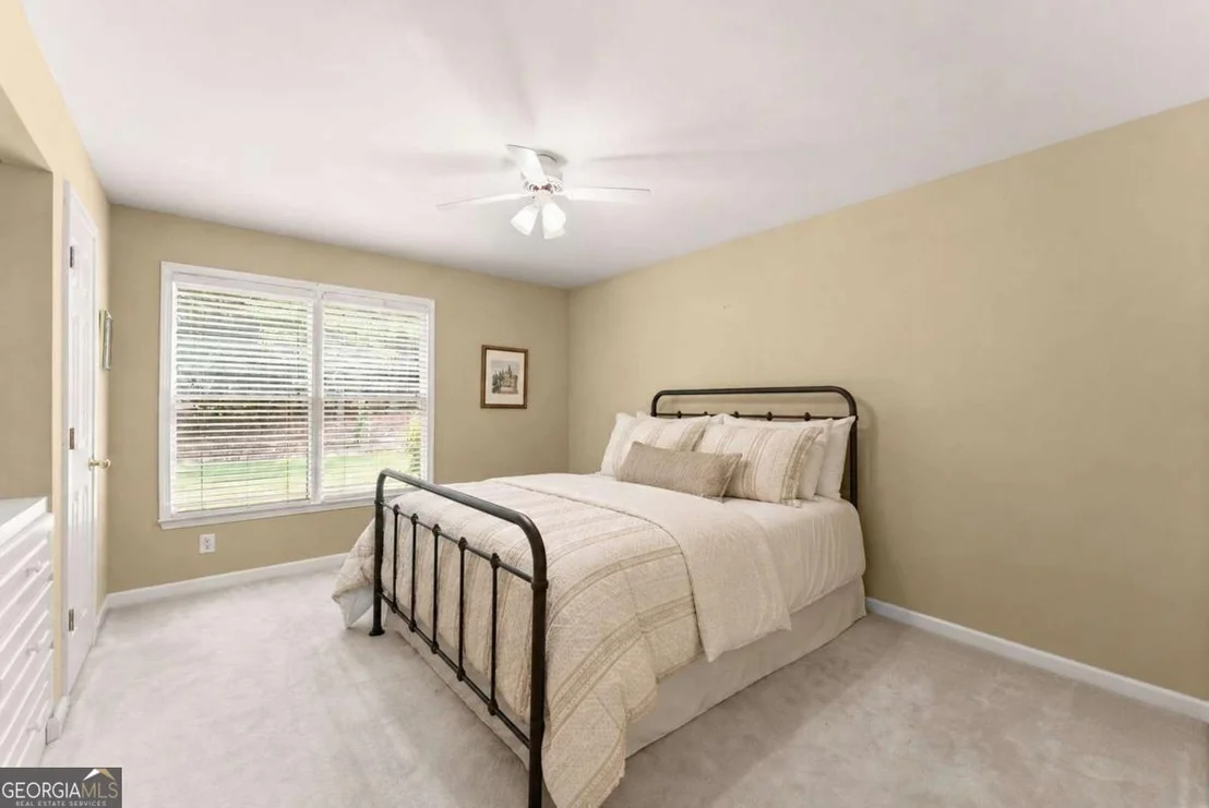 Photo of 2405 Brooks Road