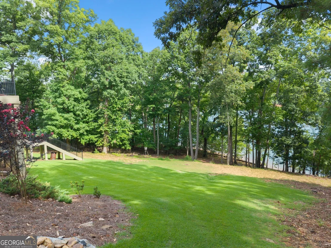 Photo of 2819 Point Overlook