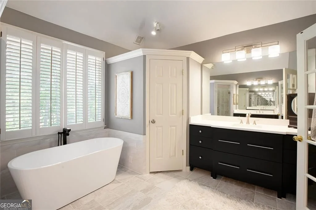 Photo of 140 Penwick Drive