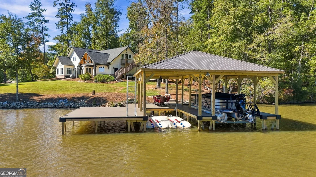 Photo of 451 Mayo Road