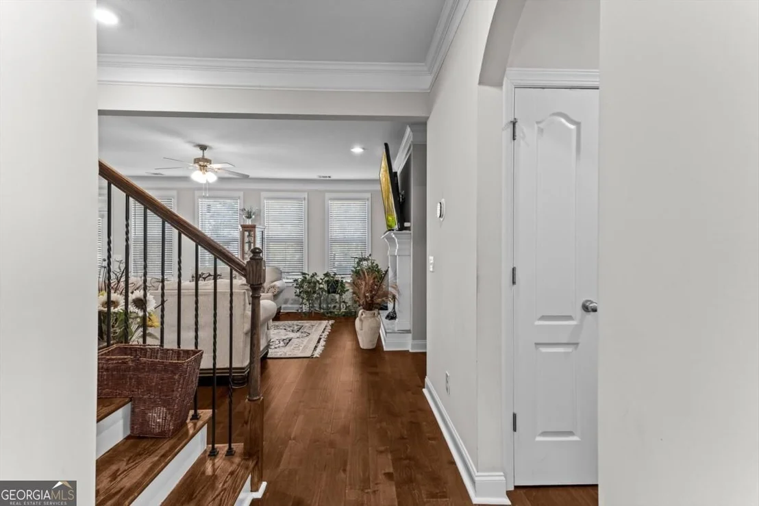 Photo of 87 Crestview Drive
