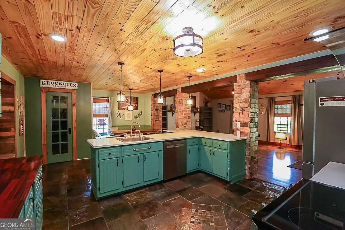 Photo of 245 Brittingham Road