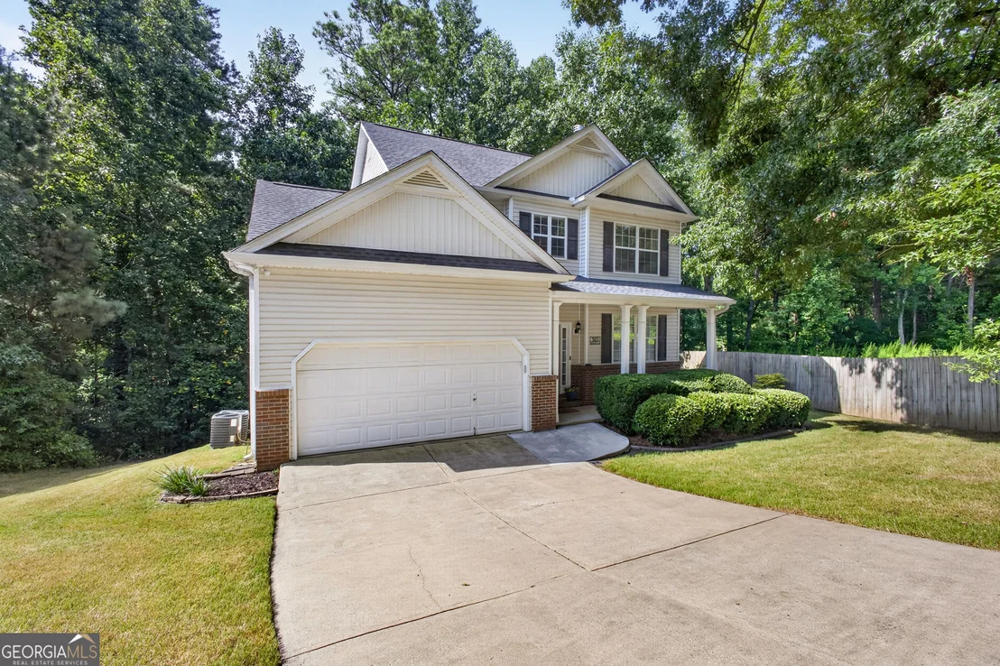 Photo of 305 Penfield Circle