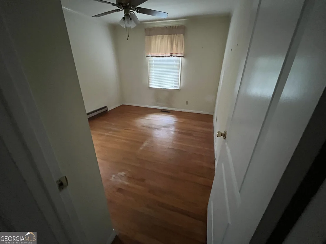 Photo of 57 brown Circle