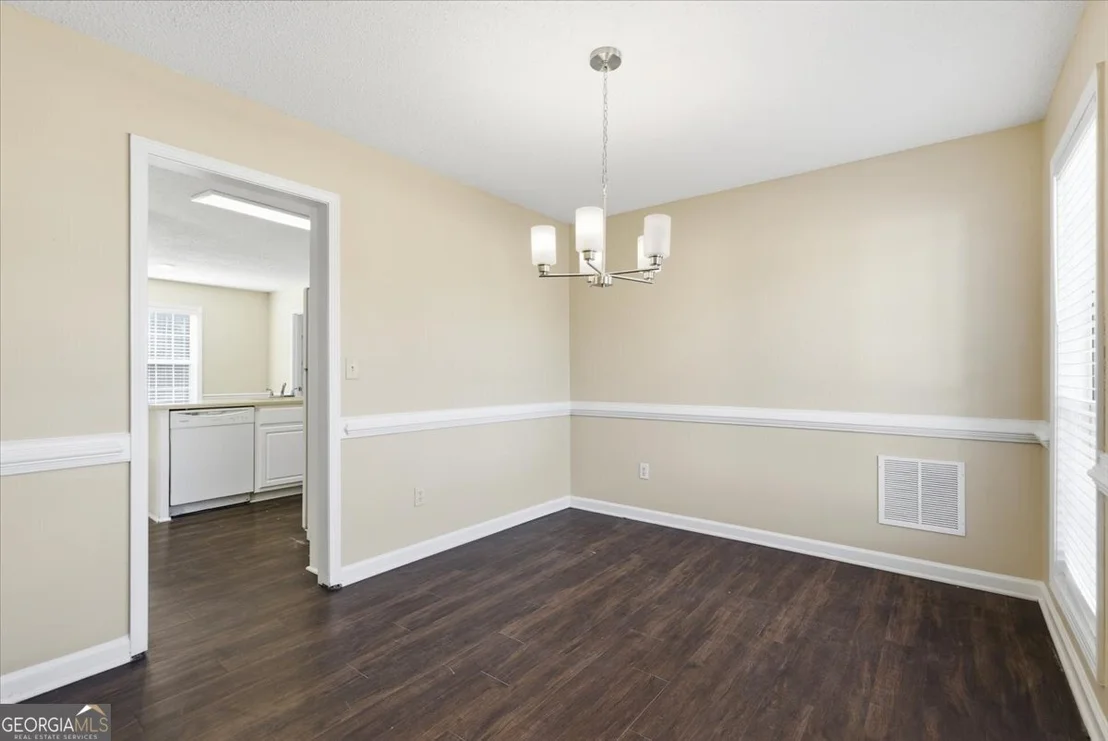 Photo of 1319 Vine Circle
