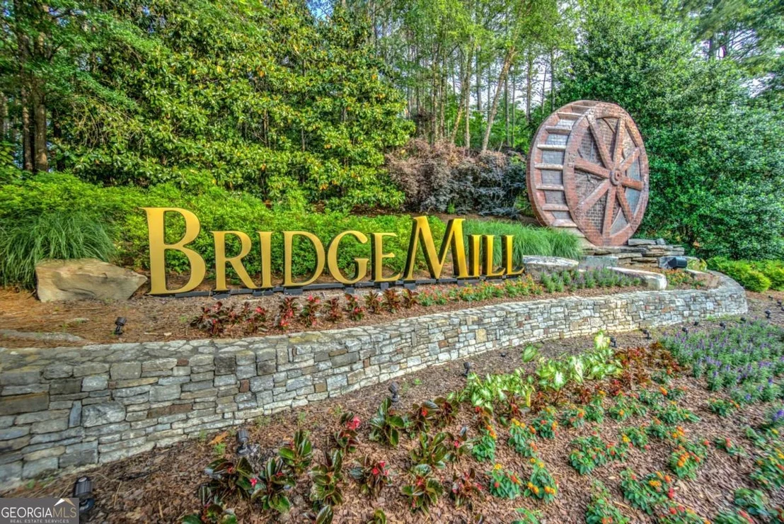 Photo of 407 Redwood Trail